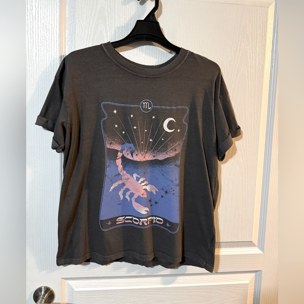 Girl Dangerous the brand. Graphic t-shirt. Horoscope graphic.